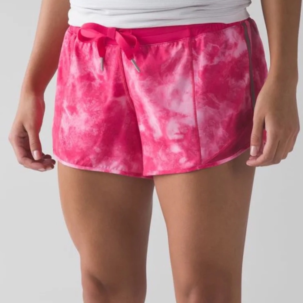 lululemon hot hot shorts